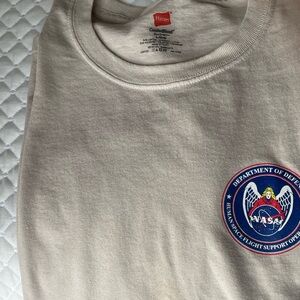 Euc vintage NASA patch tshirt. Size large